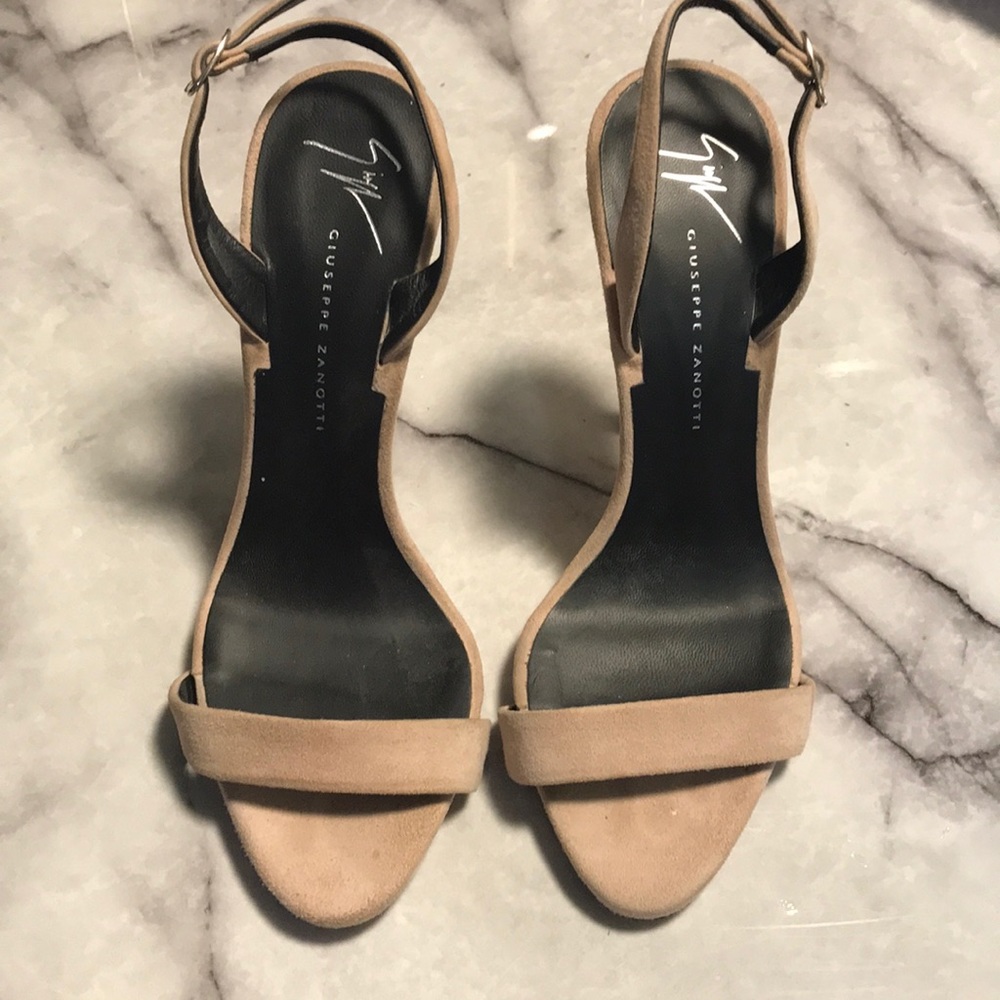 Giuseppe Zanotti Suede Slingback
